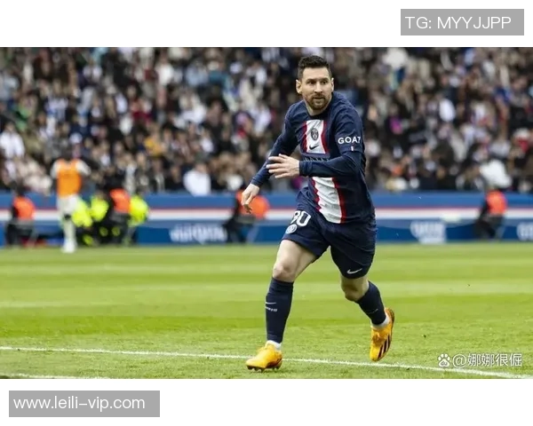 巴黎圣日耳曼与摩纳哥激战正酣比分揭晓引发球迷热议